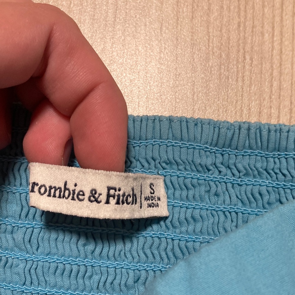 Abercrombie & Fitch Blue Puff Sleeve Blouse - Picture 2 of 5
